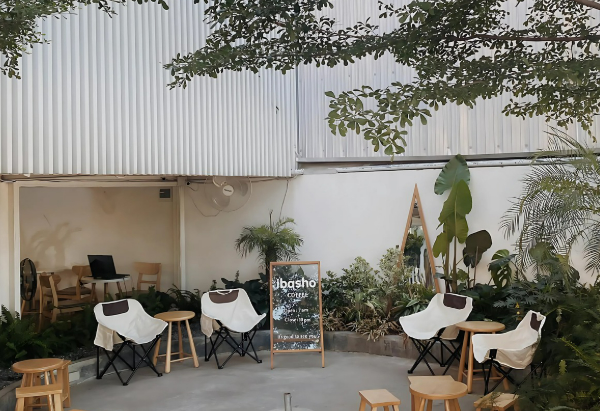 Ibasho Coffee & Hostel - A peaceful, green place with minimalist Japanese style, where trees and sunlight blend together